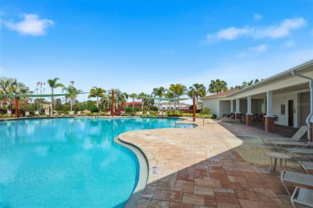 32992 MAJOR OAK DRIVE, Wesley Chapel, FL 33545