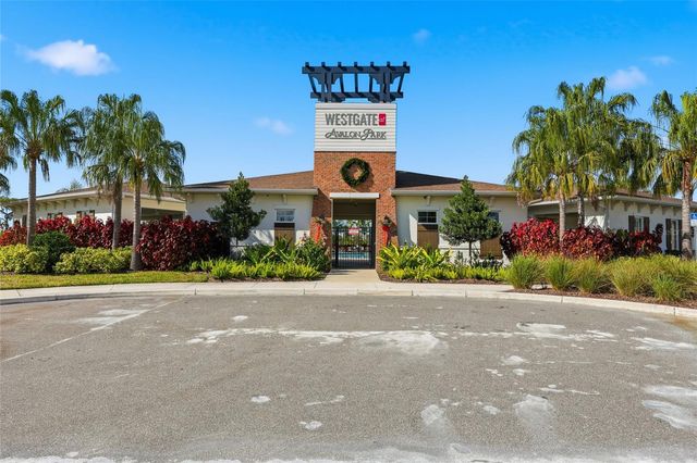 32992 MAJOR OAK DRIVE, Wesley Chapel, FL 33545