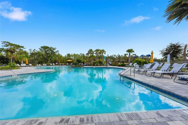 32992 MAJOR OAK DRIVE, Wesley Chapel, FL 33545