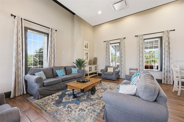 32992 MAJOR OAK DRIVE, Wesley Chapel, FL 33545