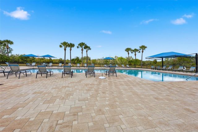 32992 MAJOR OAK DRIVE, Wesley Chapel, FL 33545