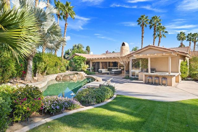 49105 Casa Del Rio, La Quinta, CA 92253
