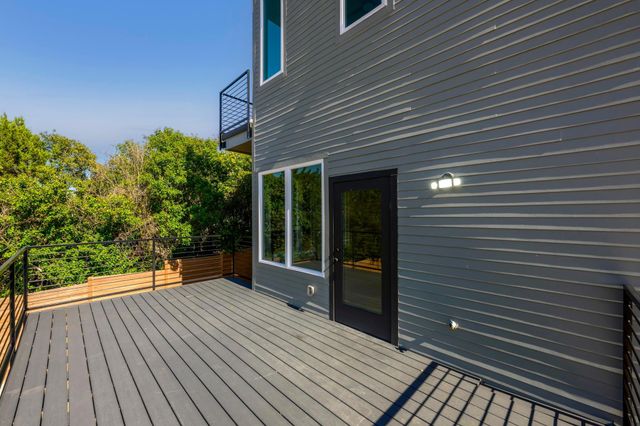 2309 Montopolis DR 6, Austin, TX 78741