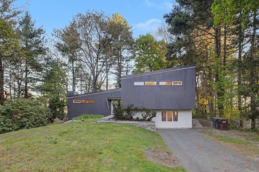 36 Harmony Hill, Dedham, MA 02026