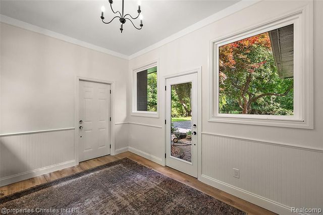 27331 Gardenway Road, Franklin, MI 48025