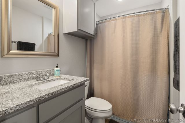 303 Rawlings Road, Durant, OK 74701