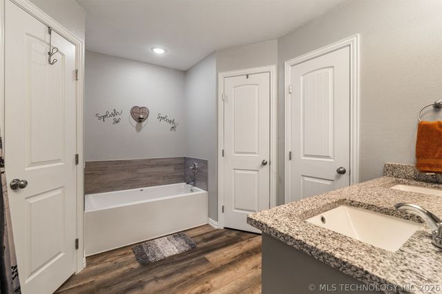 303 Rawlings Road, Durant, OK 74701