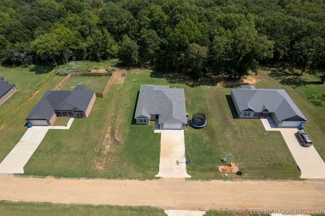 303 Rawlings Road, Durant, OK 74701