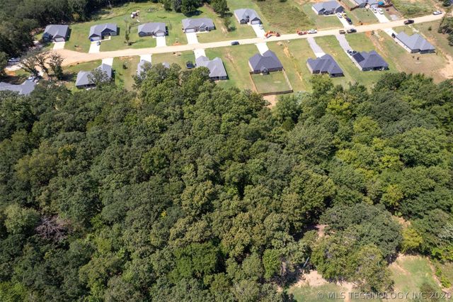 303 Rawlings Road, Durant, OK 74701