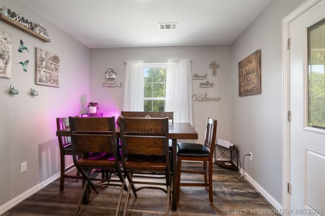 303 Rawlings Road, Durant, OK 74701