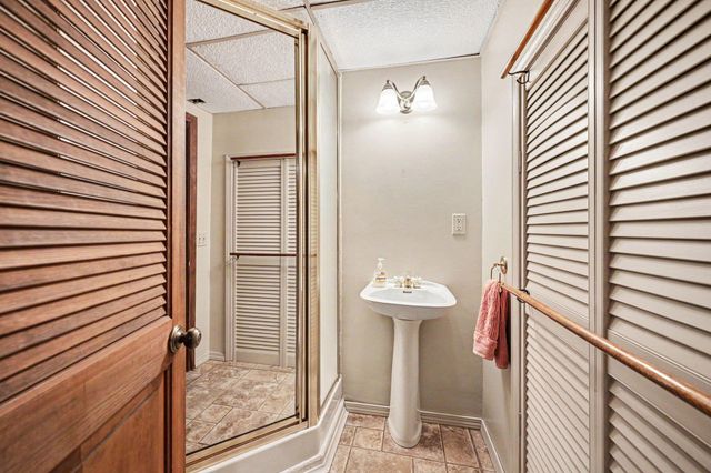1139 Kelsey Street NE, Grand Rapids, MI 49505