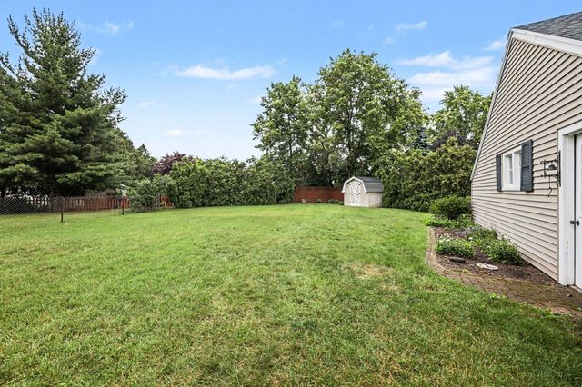 1139 Kelsey Street NE, Grand Rapids, MI 49505