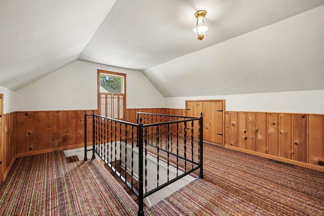 1139 Kelsey Street NE, Grand Rapids, MI 49505