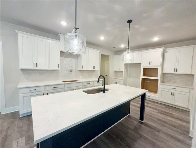 4260 Shirebrook Trail, Hoschton, GA 30548