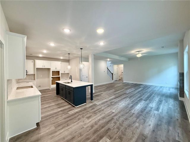 4260 Shirebrook Trail, Hoschton, GA 30548