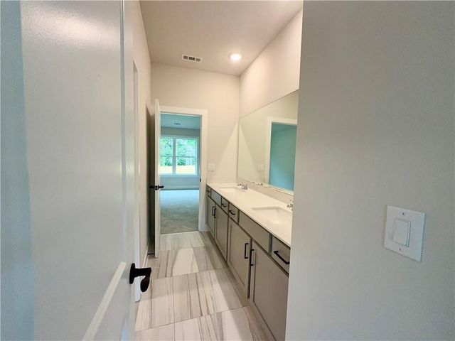4260 Shirebrook Trail, Hoschton, GA 30548