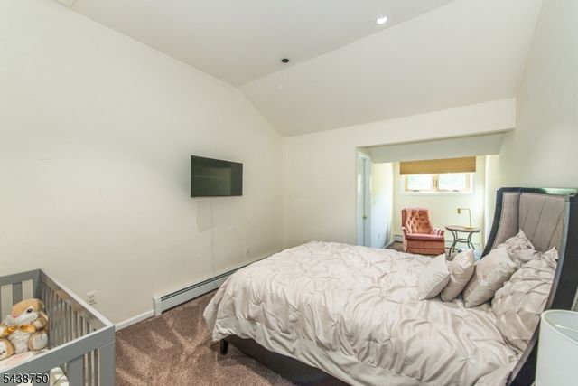 52 Tower Hill Ln, Kinnelon Boro, NJ 07405
