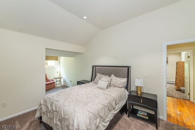 52 Tower Hill Ln, Kinnelon Boro, NJ 07405