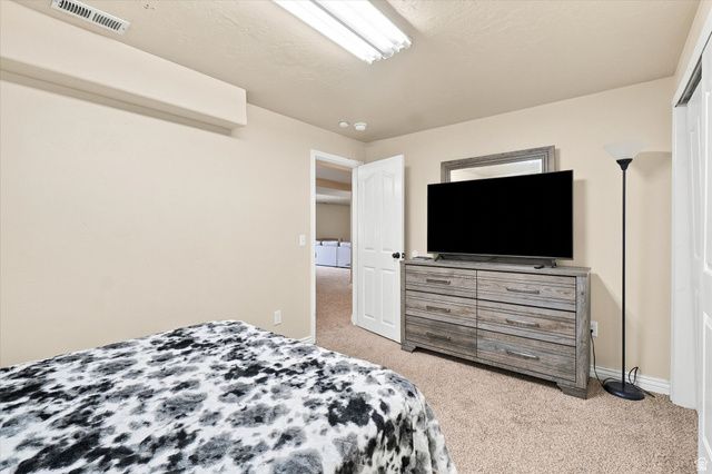 4582 W BLACK POWDER DR, Herriman, UT 84096