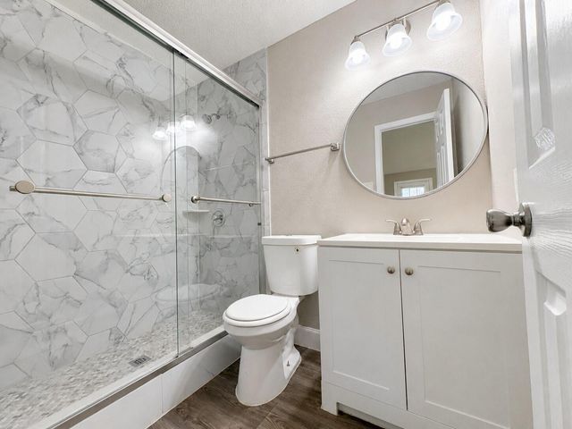 10806 Parkland Woods Drive, Sugar Land, TX 77498