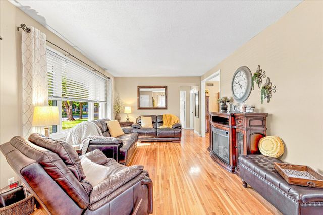 11649 Wren Street NW, Coon Rapids, MN 55433