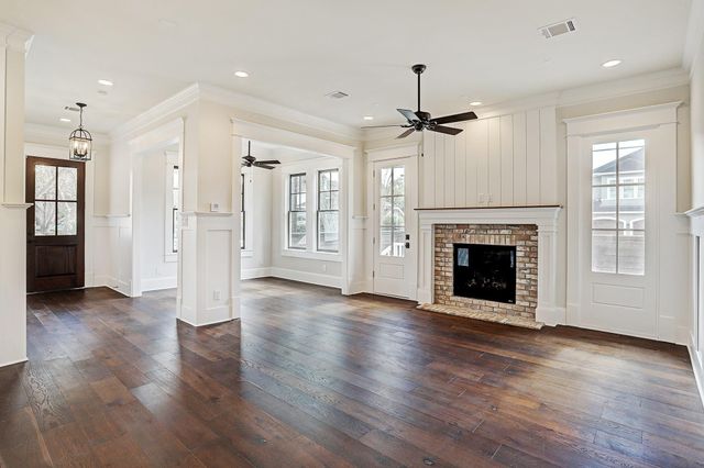 1901 Bradshaw Street, Houston, TX 77008