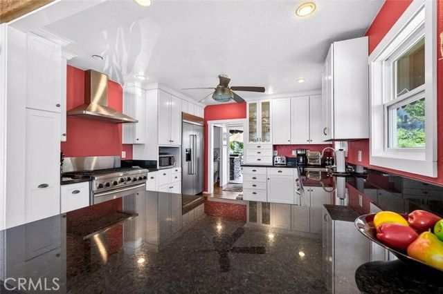 2896 Terry Rd, Laguna Beach, CA 92651