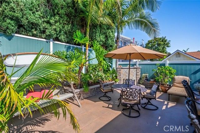 2896 Terry Rd, Laguna Beach, CA 92651