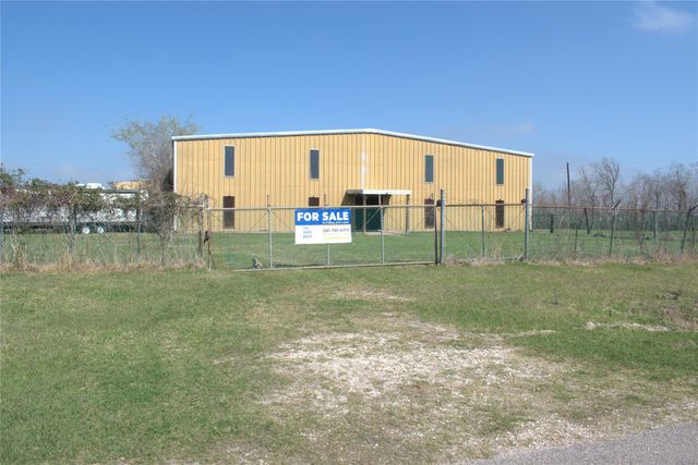 6201 Dogwood Avenue, Manvel, TX 77578