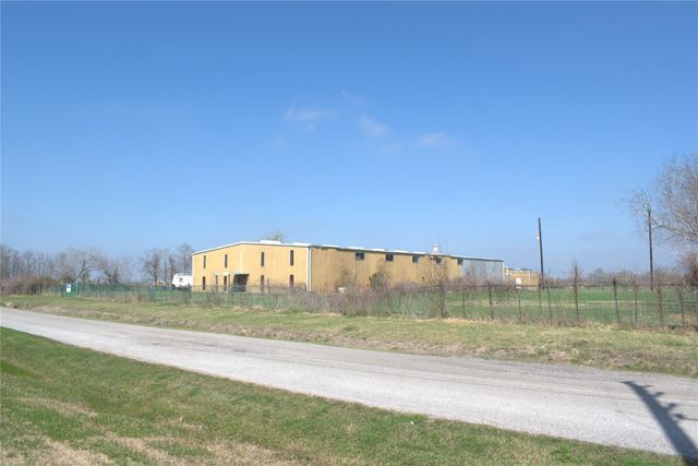 6201 Dogwood Avenue, Manvel, TX 77578