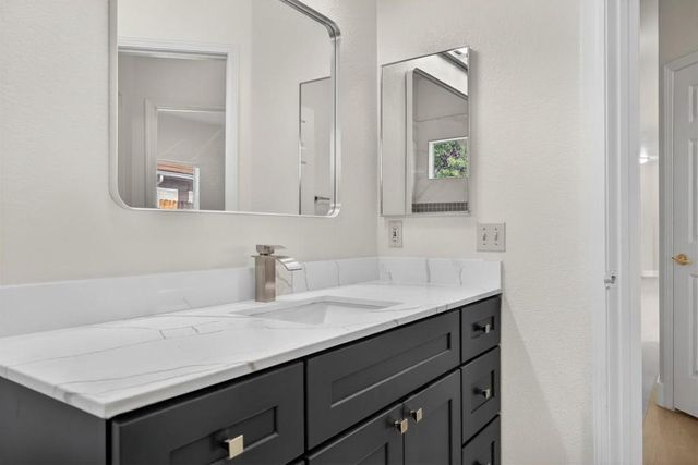 102 Moylan Way, Folsom, CA 95630