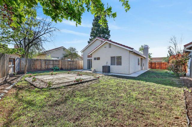 102 Moylan Way, Folsom, CA 95630