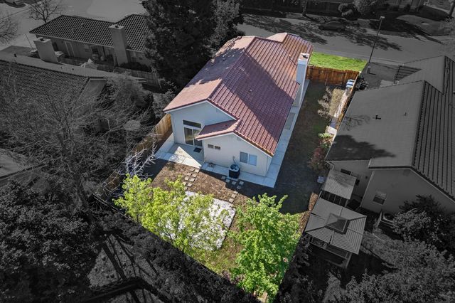 102 Moylan Way, Folsom, CA 95630