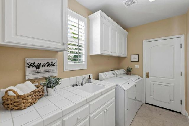 7466 Dunbar Court, Gilroy, CA 95020