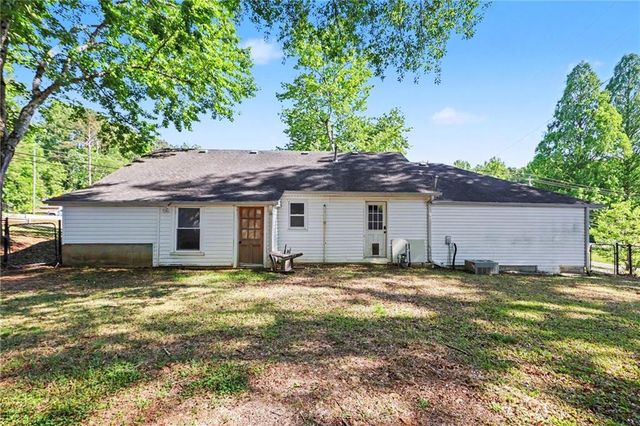 234 E Memorial Drive, Dallas, GA 30132