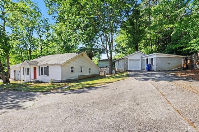234 E Memorial Drive, Dallas, GA 30132
