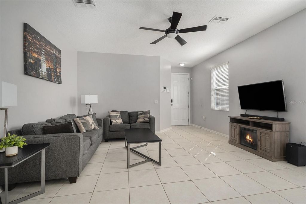 Image 2 of property listing at 9711 SIMEON DRIVE, Land O Lakes, FL 34638