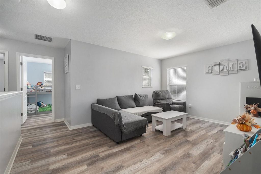 Image 12 of property listing at 9711 SIMEON DRIVE, Land O Lakes, FL 34638