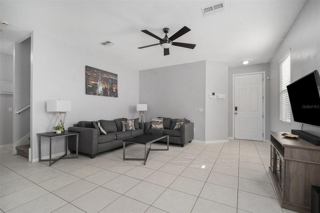 Image 4 of property listing at 9711 SIMEON DRIVE, Land O Lakes, FL 34638