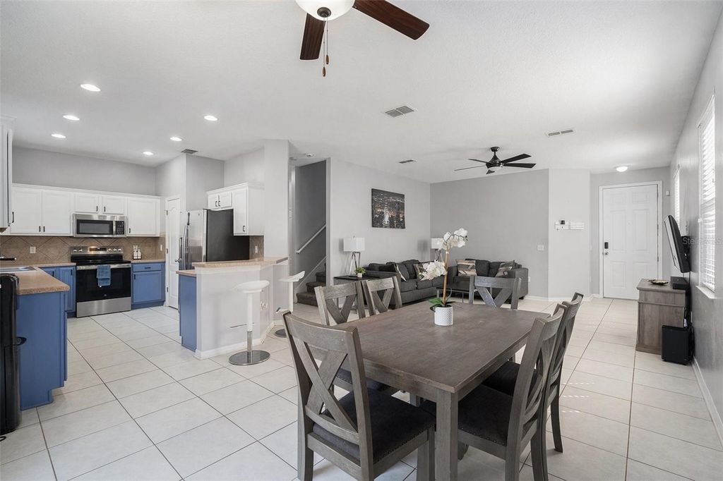 Image 5 of property listing at 9711 SIMEON DRIVE, Land O Lakes, FL 34638