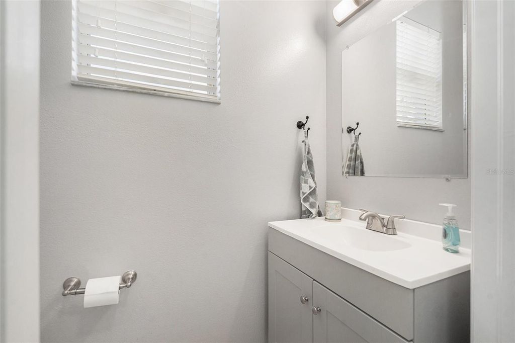 Image 9 of property listing at 9711 SIMEON DRIVE, Land O Lakes, FL 34638