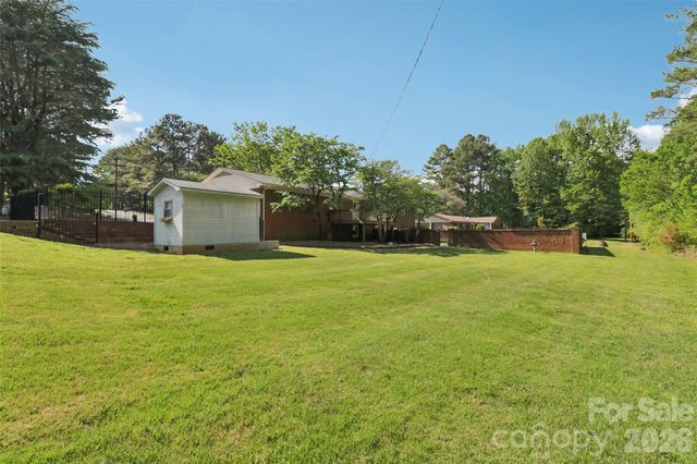 1002 Ridge Street, Albemarle, NC 28001