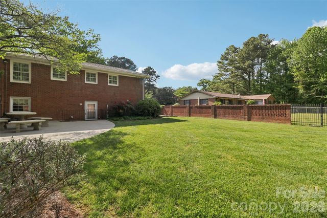 1002 Ridge Street, Albemarle, NC 28001