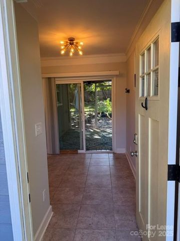 1432 Winston Drive, Charlotte, NC 28205