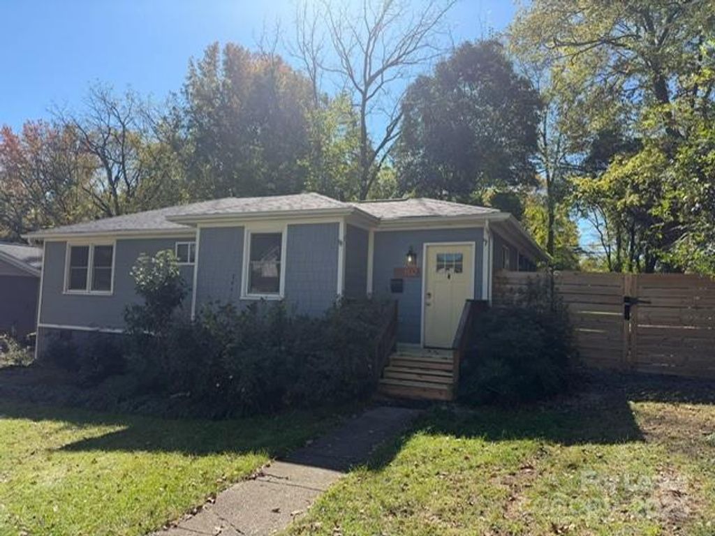 1432 Winston Drive, Charlotte, NC 28205