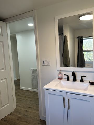 1625 Highway 48, S, Dickson, TN 37055