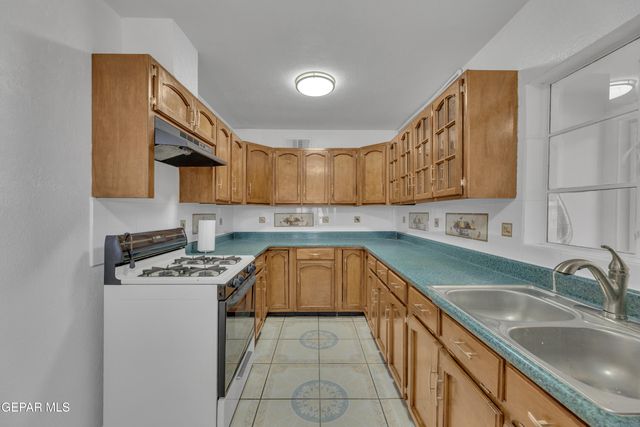 3411 LEAVELL Avenue, El Paso, TX 79904