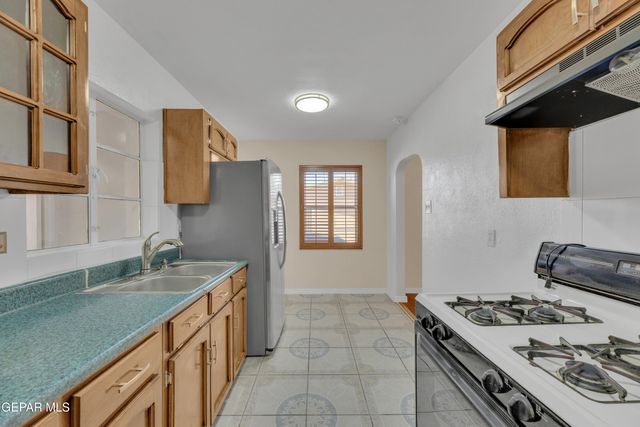 3411 LEAVELL Avenue, El Paso, TX 79904