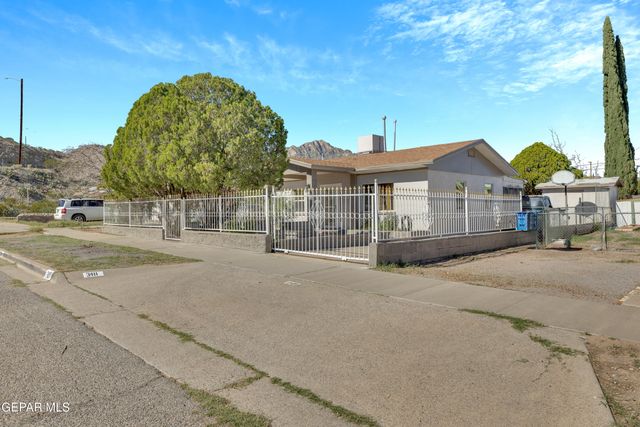 3411 LEAVELL Avenue, El Paso, TX 79904
