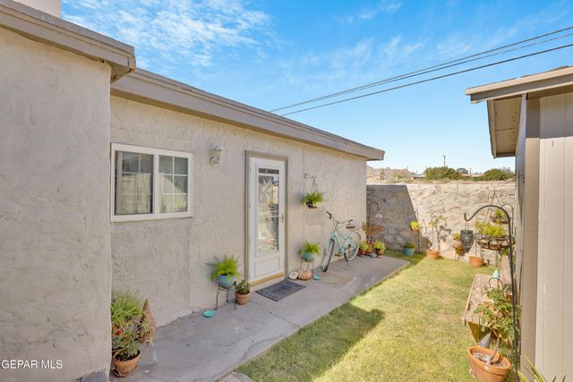 3411 LEAVELL Avenue, El Paso, TX 79904